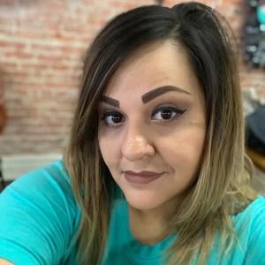 Meet your Posher, Cassi